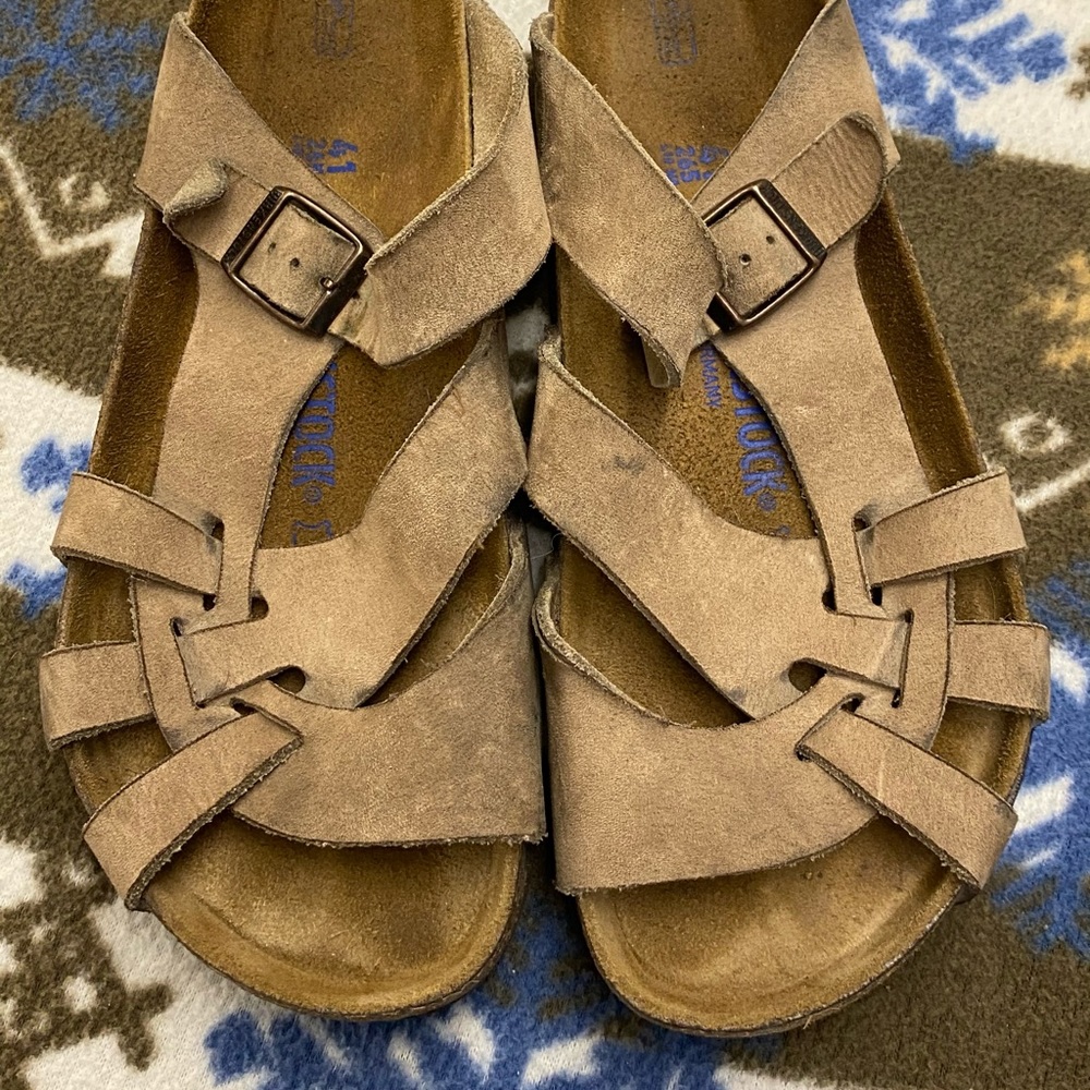 Birkenstock Pisa Sandals